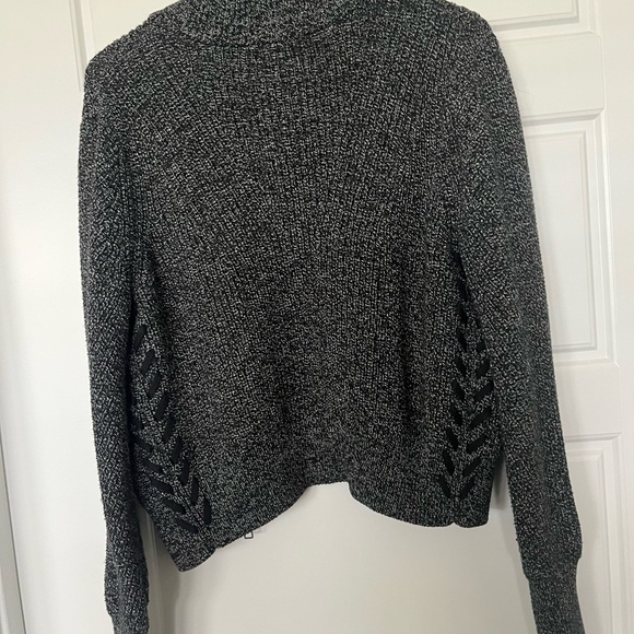 Athleta Charcoal and White Knit Cardigan - Picture 5 of 5